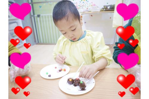 完成すると、満足気な表情をしていました<span style='color:#ff2d2d;'>!</span>