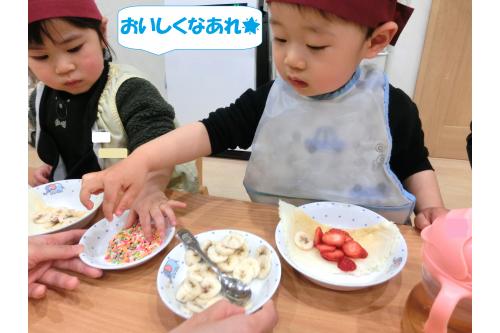 クッキングをスタートすると<br><span style='color:#7f00ff;'>「これ入れる？」</span><span style='color:#ff7f00;'>「おいしそう♡」</span><br>という言葉がたくさん聞こえてきました！<br>
