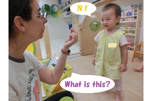 自分で選んだ<span style='color:#7f00ff;'>Alphabet</span>を<br>発音してみようというゲームでは<br>上手に言うことができたり…<br>
