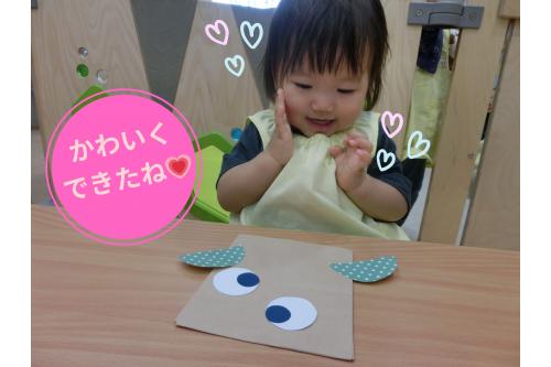 <span style='color:#7f00ff;'>羽</span>もつけるととってもかわいくて<br>思わずこの表情<span style='color:#ff007f;'>♡</span><br>自分で作ったものは<span style='color:#00ff00;'>思いもひとしお</span>です<span style='color:#ff007f;'>☺</span>